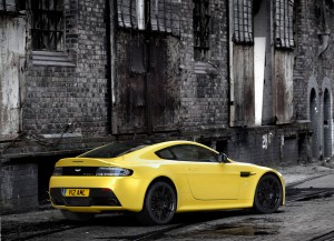 2014_aston_martin_v12_vantage_s_2